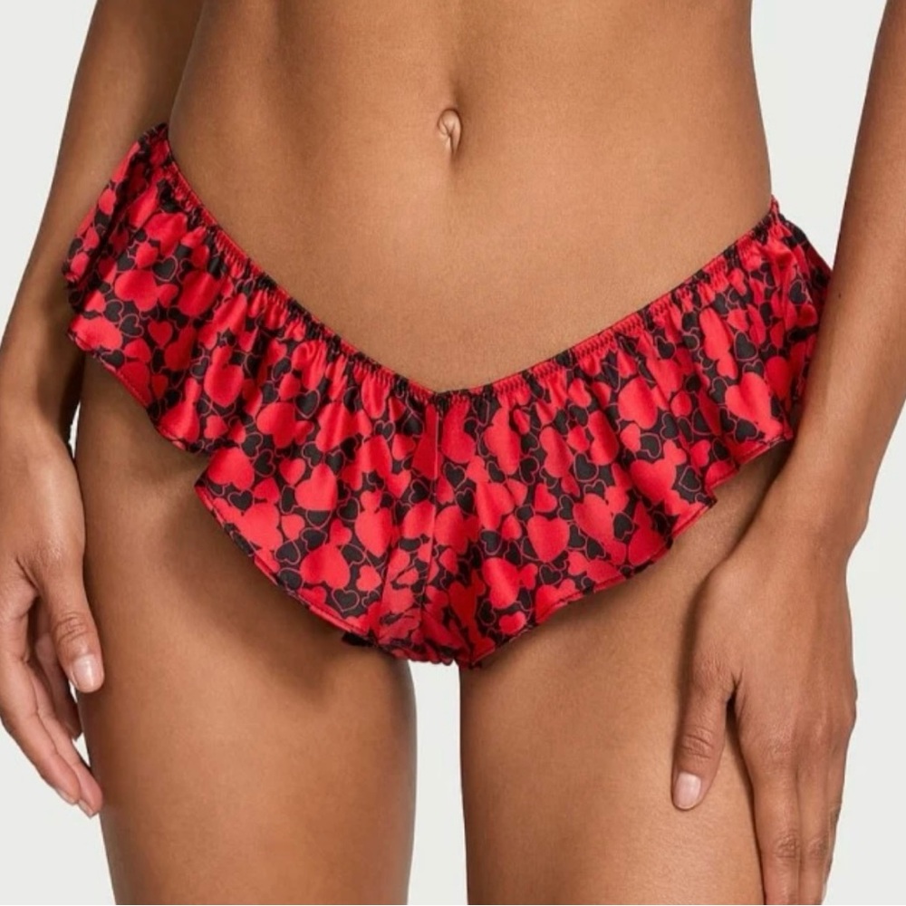 NWT Victoria’s Secret Valentine’s Red Black Hearts Satin Flutter Cheeky Size L